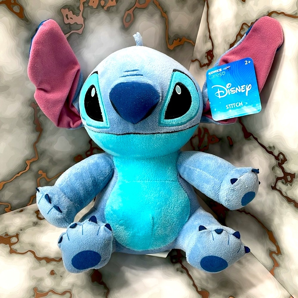 Disney Stitch 100 years of wonder gift set with a Plush Toy a mug and keychain - Picture 4 of 6